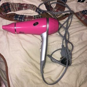 Retail $200 T3 PINK FEATHERWEIGHT HAIR BLOW DRYER w/ attachment